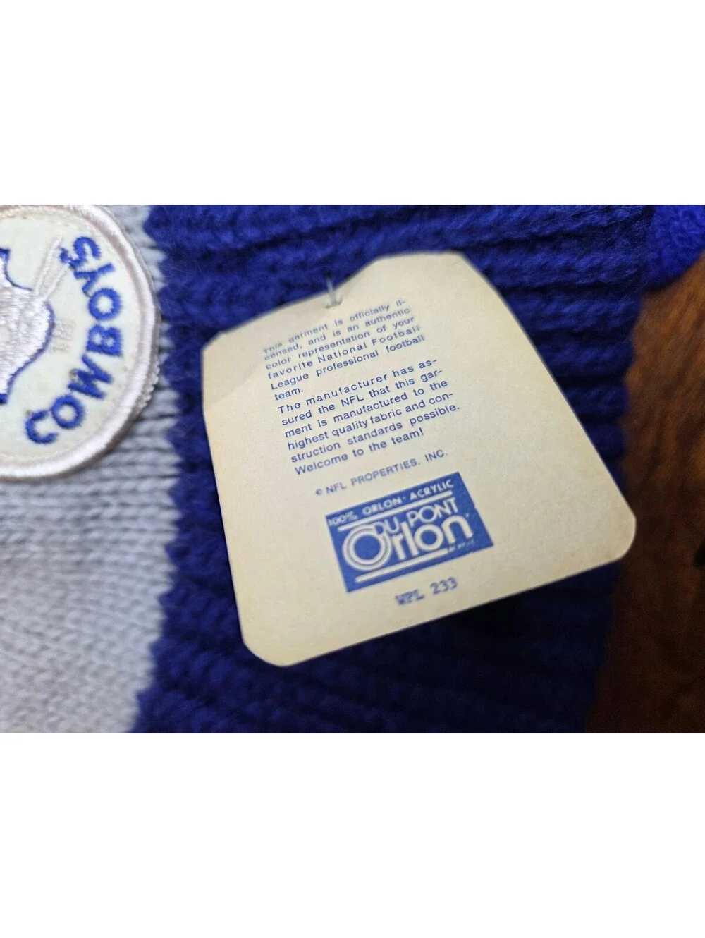 Dallas Cowboys Vintage Official Licensed Knit Beanie and Gloves Set